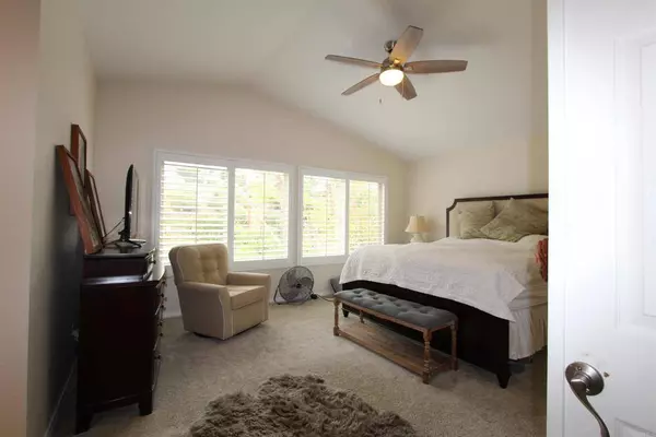 2056 White Birch DR, Vista, CA 92081