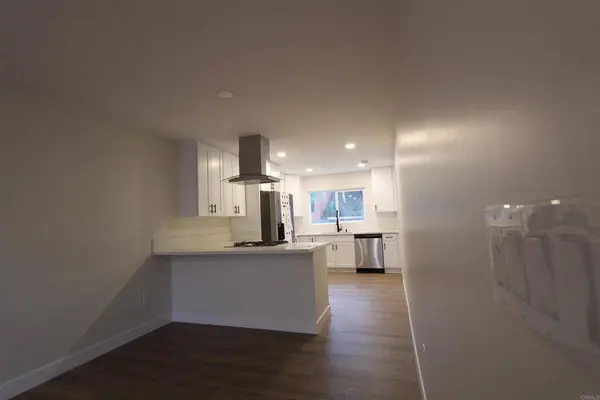 2839 Emerald DR, Oceanside, CA 92056