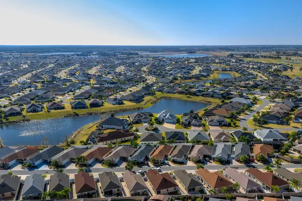How to Choose the Right 55+ Community in Palm Beach County, Florida