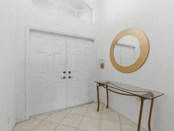 7120 Lombardy St, Boynton Beach, FL 33472-7350