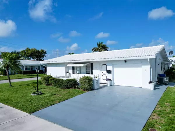 1317 SW 18th ST, Boynton Beach, FL 33426