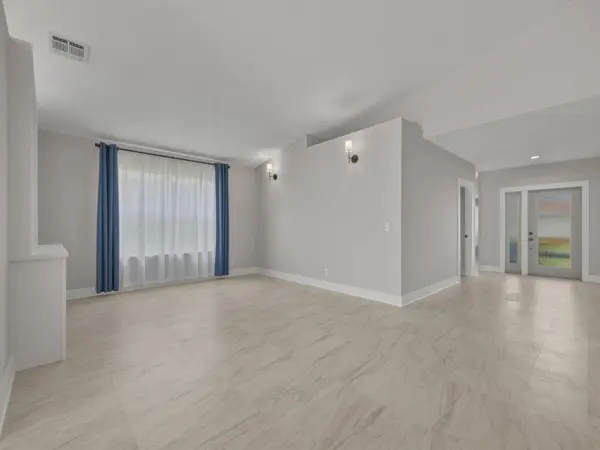 9512 HONEYBELL CIR, Boynton Beach, FL 33437