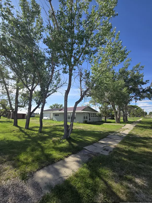 Winnett, MT 59087,313 S Teigen Ave