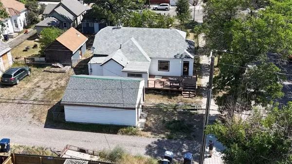 617 E Callender ST, Livingston, MT 59047