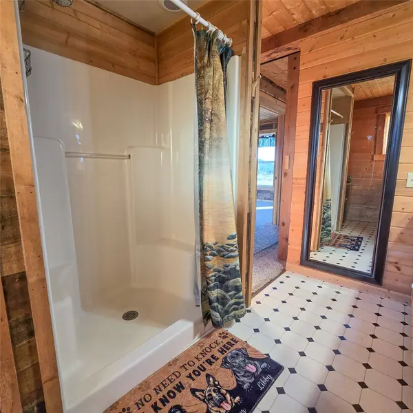 210 Friendspring RD, Whitehall, MT 59759