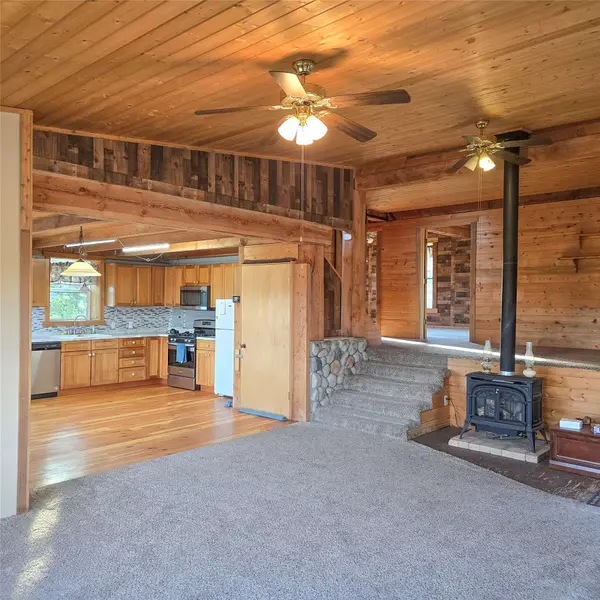 210 Friendspring RD, Whitehall, MT 59759