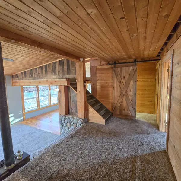 210 Friendspring RD, Whitehall, MT 59759