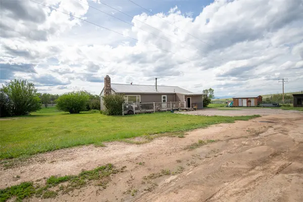 1 Carkeek LN, Cameron, MT 59720