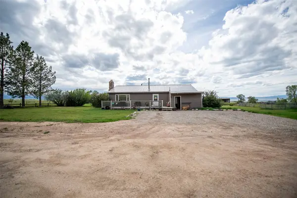 1 Carkeek LN, Cameron, MT 59720
