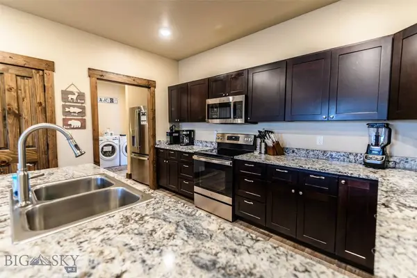 28 Bobcat TRL, Ennis, MT 59729