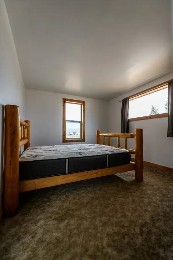 400 Blaine ST, Lima, MT 59739