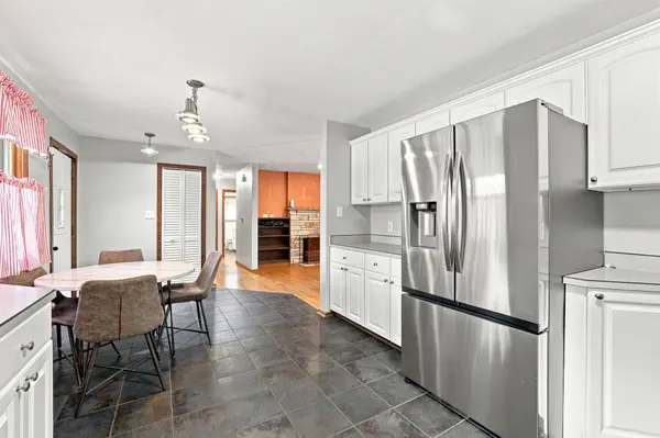 4206 43rd Street, Des Moines, IA 50310