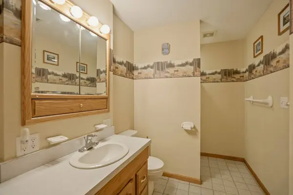 813 W Washington Avenue, Polk City, IA 50226