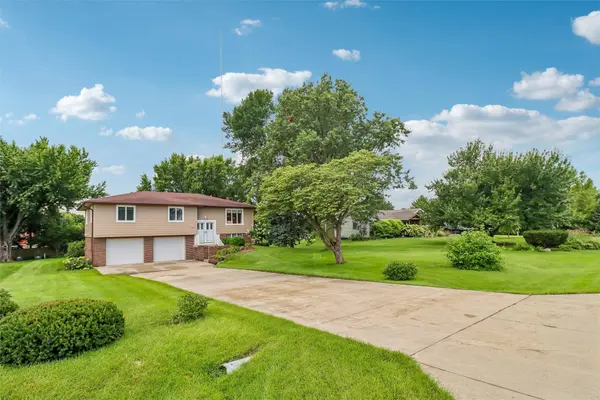 1065 NE 134th Avenue, Alleman, IA 50007