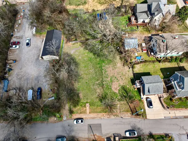 65 W Washington St, Clarksville, TN 37040