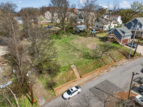 65 W Washington St, Clarksville, TN 37040