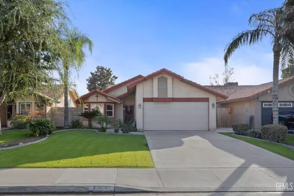 9909 Cimarron Trails Drive, Bakersfield, CA 93311