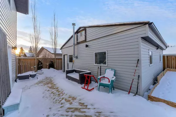 315 Tanner DR SE, Airdrie, AB T4A 1S6