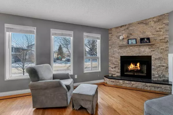 315 Tanner DR SE, Airdrie, AB T4A 1S6