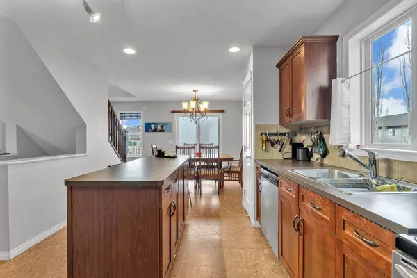 13 Morningside Bay SW, Airdrie, AB T4B0K6