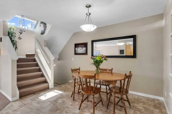 109 Luxstone WAY SW, Airdrie, AB T4B 0H3