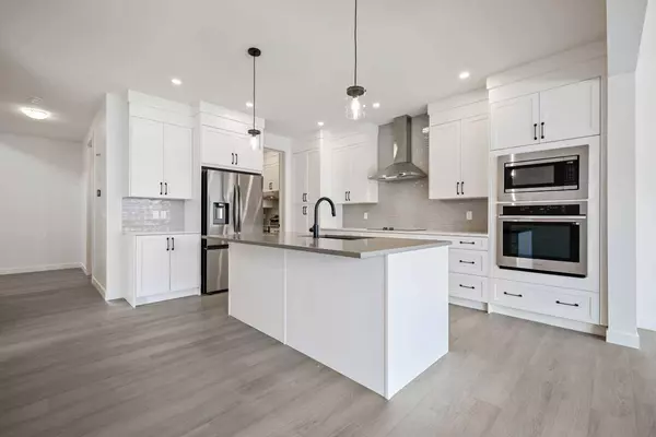 508 Baywater MNR SW, Airdrie, AB T4B 0A7