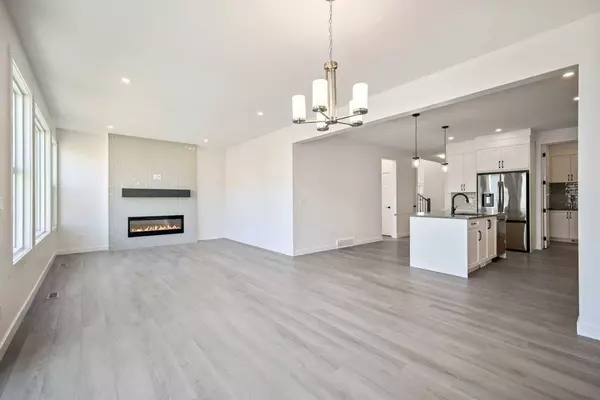 508 Baywater MNR SW, Airdrie, AB T4B 0A7