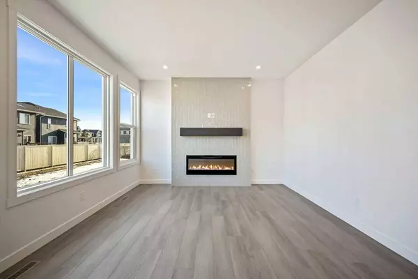 508 Baywater MNR SW, Airdrie, AB T4B 0A7