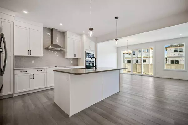 508 Baywater MNR SW, Airdrie, AB T4B 0A7