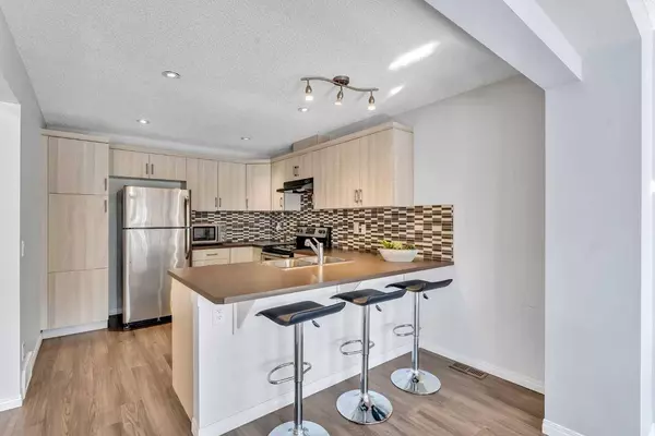 111 Windford GDNS SW, Airdrie, AB T4B 4A5