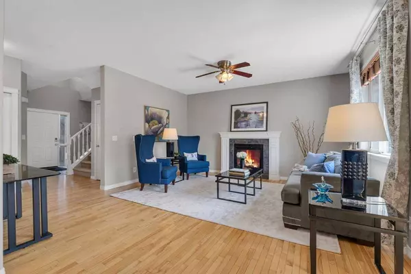 2139 Luxstone BLVD SW, Airdrie, AB T4B 0A5