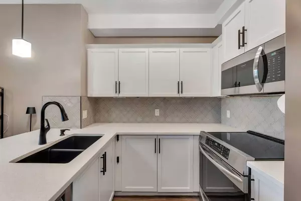 604 East Lake BLVD NE #2122, Airdrie, AB T4A 0G6