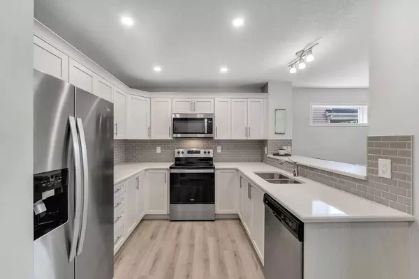 215 Windford CRES SW, Airdrie, AB T4B 5E5