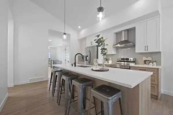 13 Bayview Mews SW, Airdrie, AB T4B 5N8