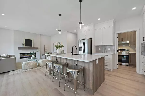 564 Baywater MNR SW, Airdrie, AB T4B 3V5