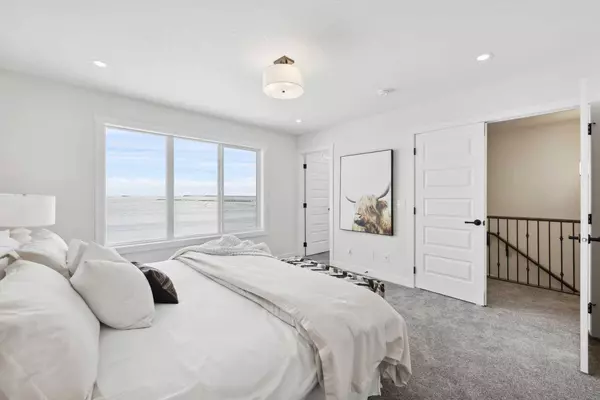 68 Lewiston VW NE, Calgary, AB T3P 2J1