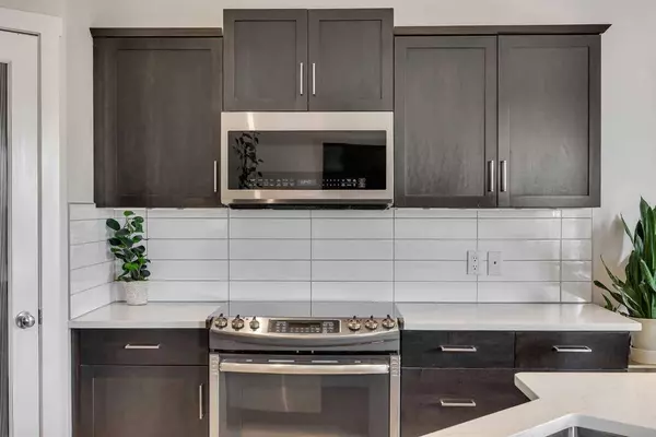 367 Sagewood PL SW, Airdrie, AB T4B 3N1