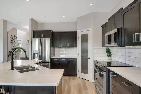 367 Sagewood PL SW, Airdrie, AB T4B 3N1