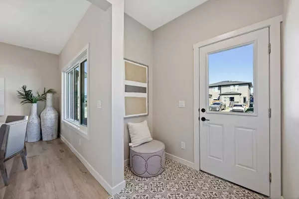 344 Fireside DR, Cochrane, AB T4C 3H8