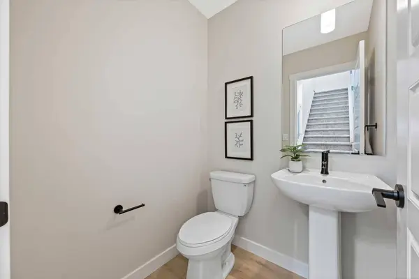 340 Fireside DR, Cochrane, AB T4C 3H8