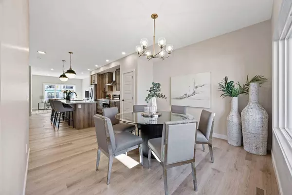 344 Fireside DR, Cochrane, AB T4C 3H8