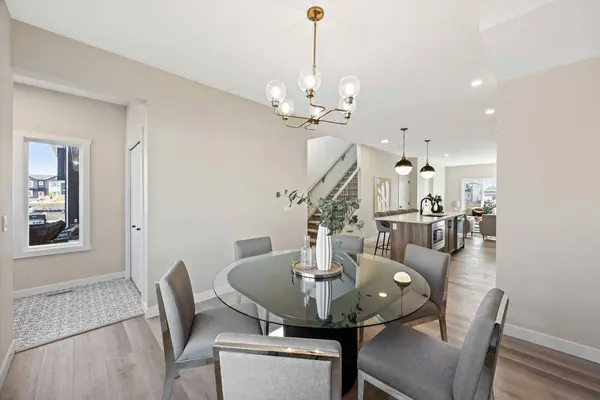 340 Fireside DR, Cochrane, AB T4C 3H8