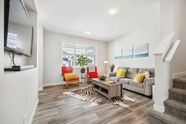 404 Kingsmere WAY SE, Airdrie, AB T4A 0Y1