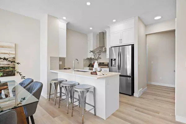 2150 Bayview DR SW, Airdrie, AB T4B 5N4