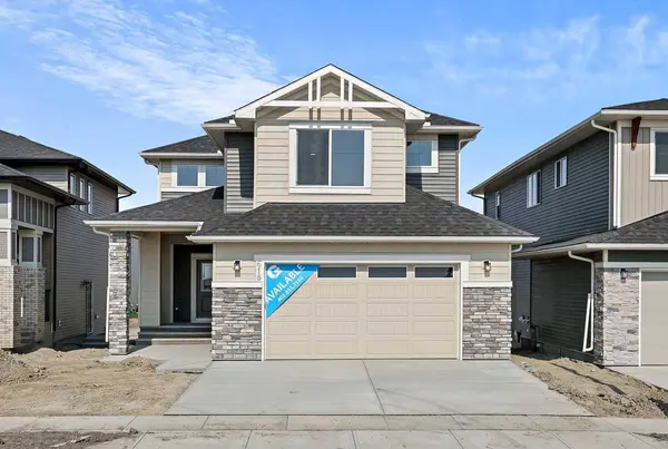 634 Bayview LN SW, Airdrie, AB T4B 5M4