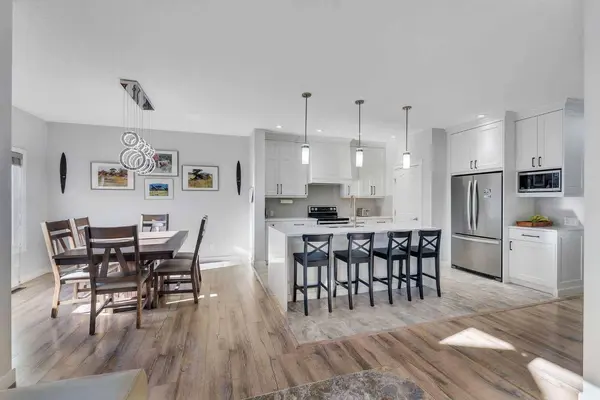 1535 Ravensmoor WAY SE, Airdrie, AB T4A 0V9
