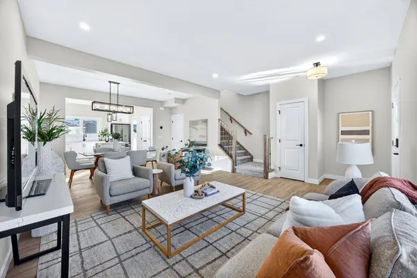 355 Fireside DR NW, Cochrane, AB T3K 0S3