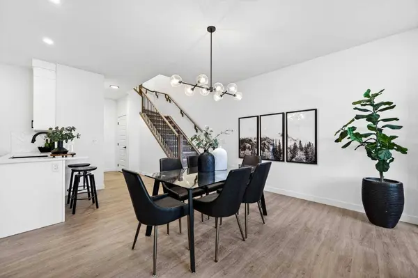 1055 Bayview CRES SW, Airdrie, AB T4B 5N8