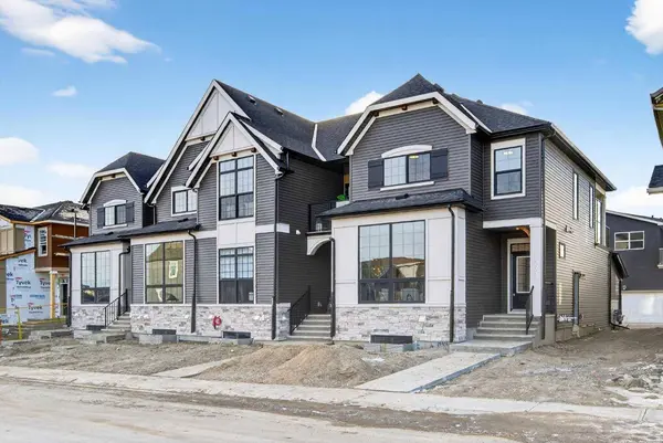 1055 Bayview CRES SW, Airdrie, AB T4B 5N8