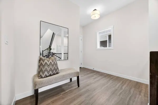 1086 Bayview CRES SW, Airdrie, AB T4B4G2